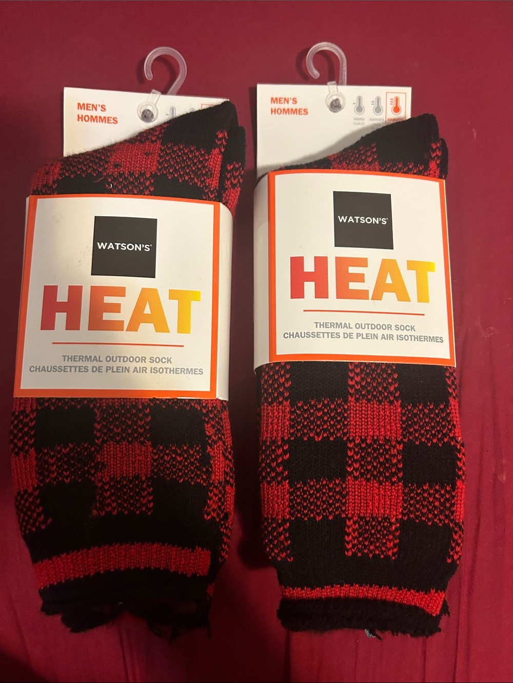 2 for 12$ Watson's HEAT Men's Thermal Athletic Socks - Red & Black